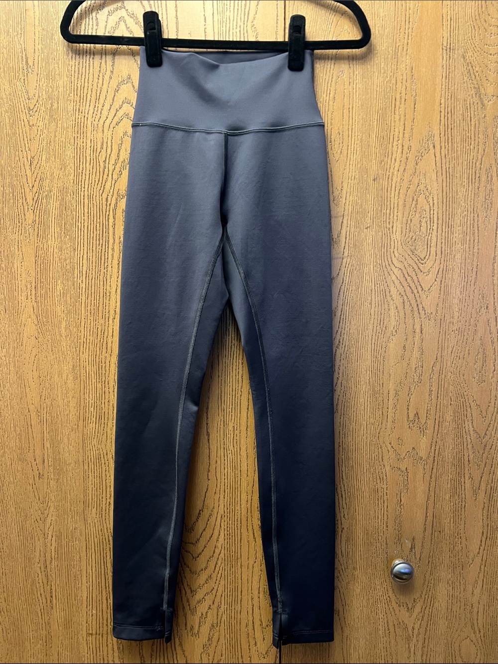 ALO Yoga Kids High-Rise Leggings in Charcoal